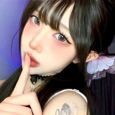 湖畔的女人们
